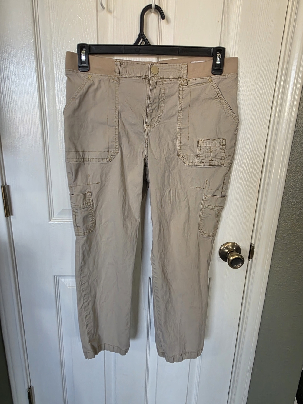 Lee Relaxed Fit Boyfriend Jeans in Light Khaki